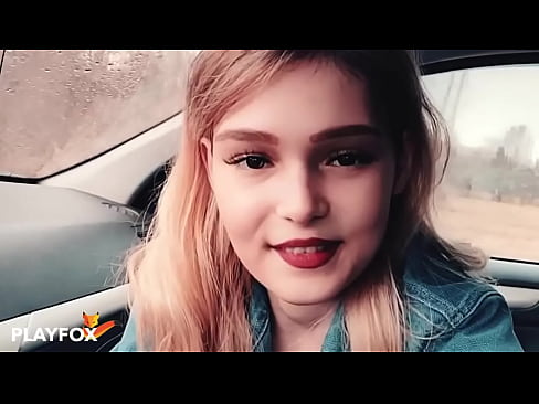 ❤️ Ilmaha kacsiga leh ayaa si farxad leh u nuugay kaadhka dhimista ❌ anaga ❤